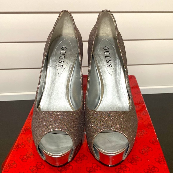 Guess Peep Toe - Picture 3 of 9